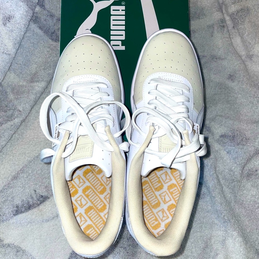 WOMENS PUMA SNEAKER - WHISPER WHITE-GOLD- SIZE 10 - Picture 6 of 7